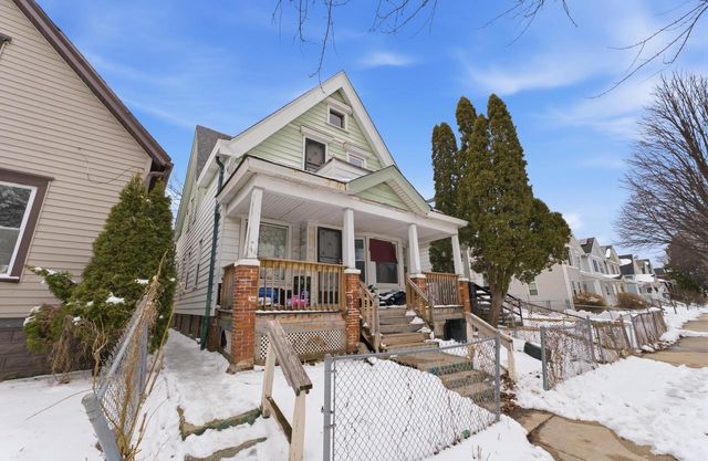 2813 N 21st STREET, Milwaukee, WI 53206