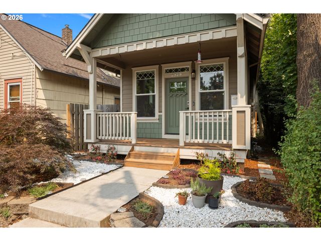 6929 N ARMOUR St, Portland, OR 97203