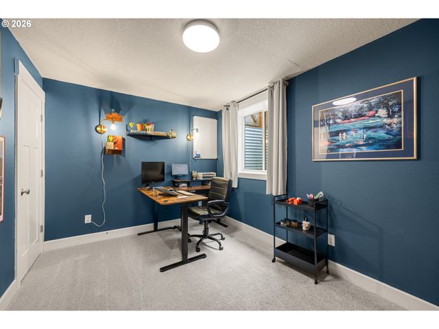 6929 N ARMOUR St, Portland, OR 97203