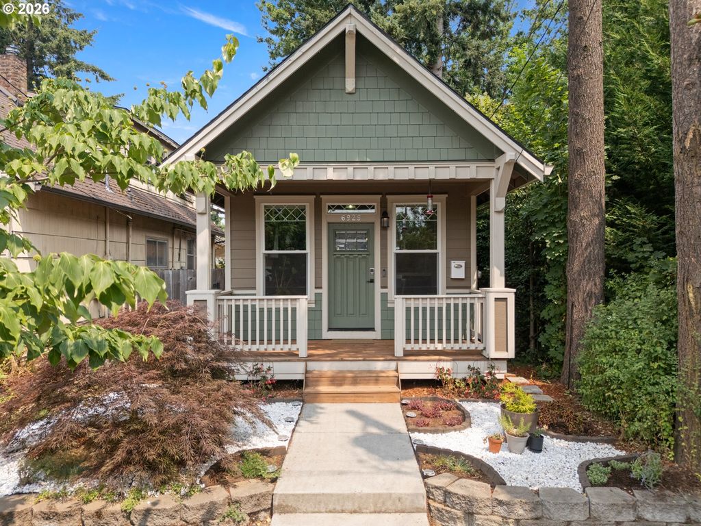 6929 N ARMOUR St, Portland, OR 97203