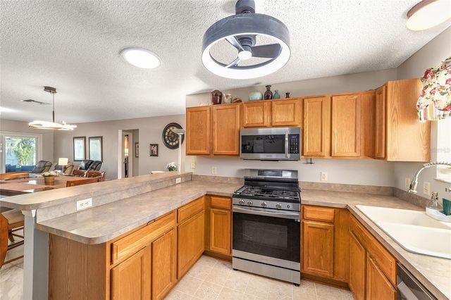 8143 SE 175TH COLUMBIA PLACE, The Villages, FL 32162