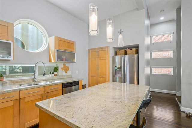 1822 Southmore Boulevard A, Houston, TX 77004
