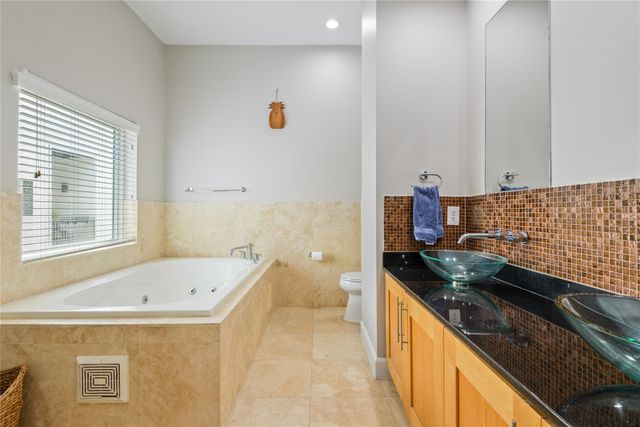1822 Southmore Boulevard A, Houston, TX 77004