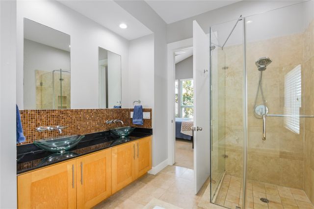 1822 Southmore Boulevard A, Houston, TX 77004