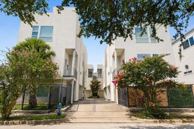 1822 Southmore Boulevard A, Houston, TX 77004