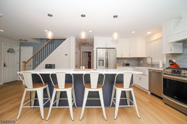 22 Mountain Ave, Rockaway Twp., NJ 07866