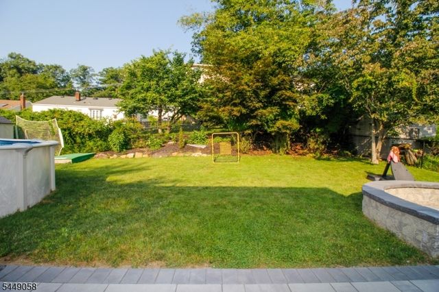 22 Mountain Ave, Rockaway Twp., NJ 07866