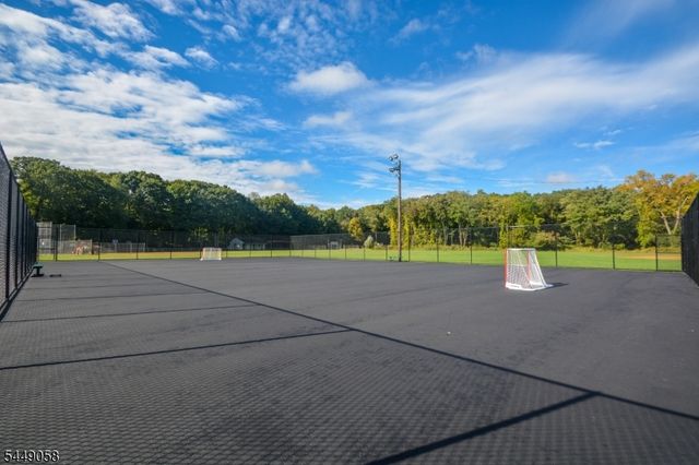 22 Mountain Ave, Rockaway Twp., NJ 07866