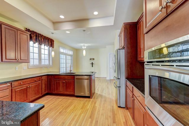 54 OLD BARN DR, West Chester, PA 19382
