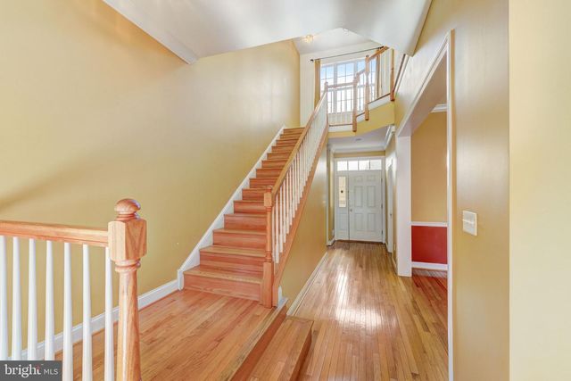 54 OLD BARN DR, West Chester, PA 19382