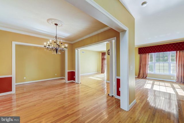 54 OLD BARN DR, West Chester, PA 19382