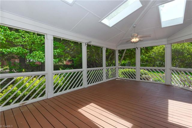 2713 Saint Andrews Court, Jamestown, NC 27282