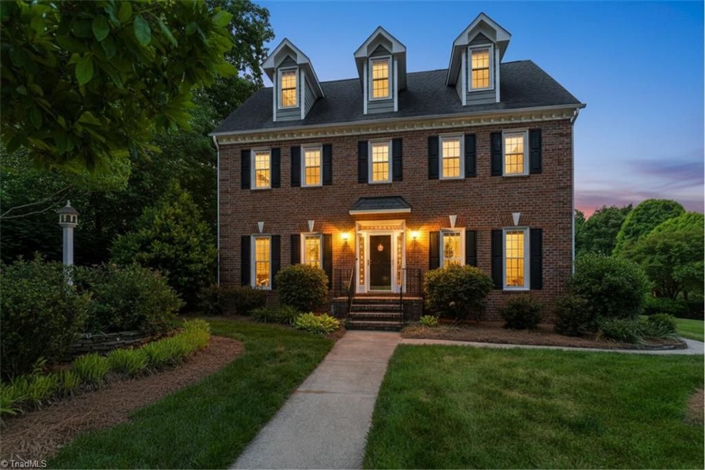 2713 Saint Andrews Court, Jamestown, NC 27282