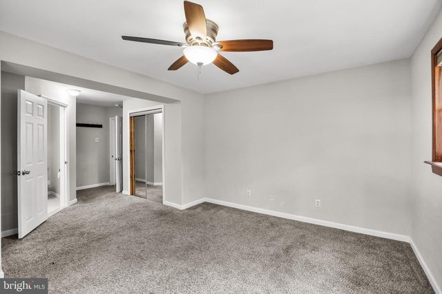 959 W KINGS HWY, Mount Ephraim, NJ 08059