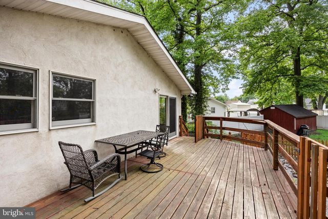 959 W KINGS HWY, Mount Ephraim, NJ 08059
