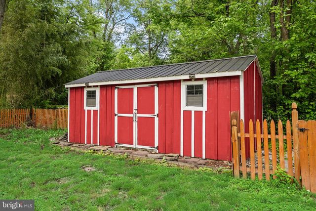 959 W KINGS HWY, Mount Ephraim, NJ 08059