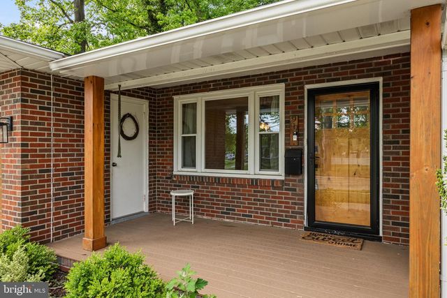 959 W KINGS HWY, Mount Ephraim, NJ 08059