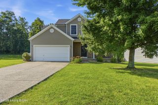 2200 Cherrywood Dr, La Grange, KY 40031
