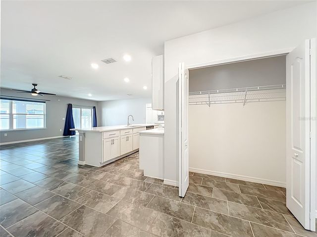 341 LAKE DOE BOULEVARD, Apopka, FL 32703