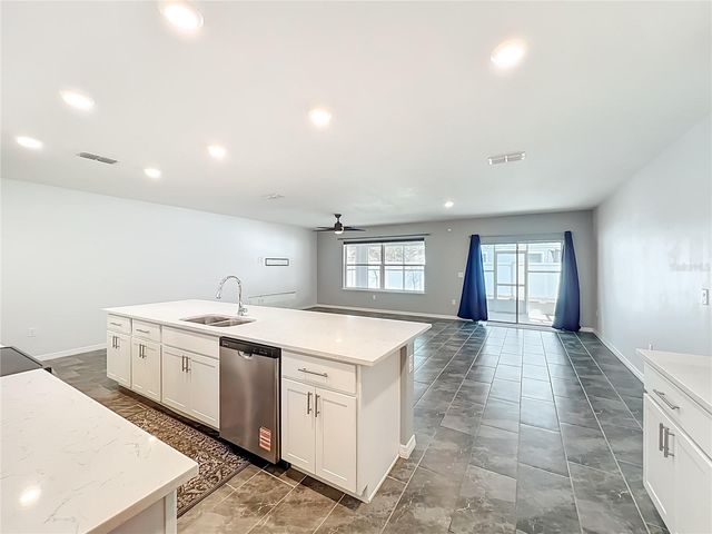 341 LAKE DOE BOULEVARD, Apopka, FL 32703