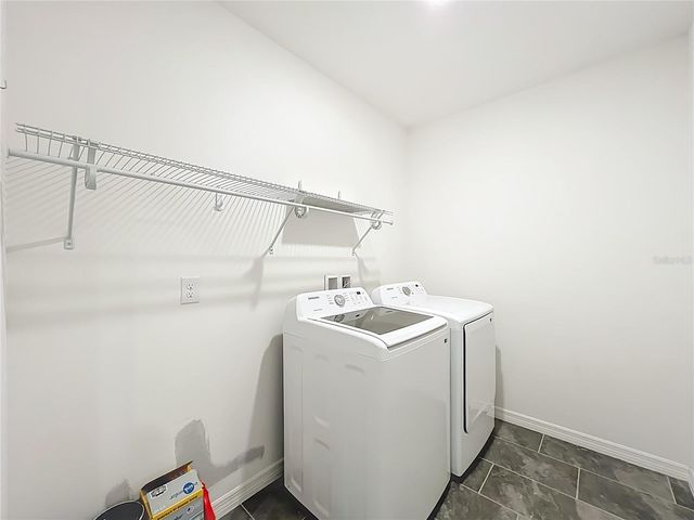 341 LAKE DOE BOULEVARD, Apopka, FL 32703