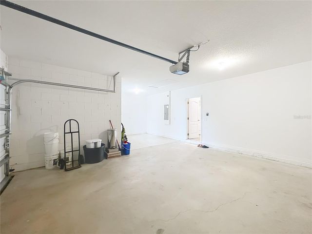 341 LAKE DOE BOULEVARD, Apopka, FL 32703