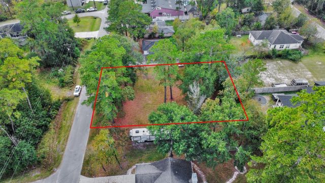 10615 Twin Oak Drive, Conroe, TX 77385