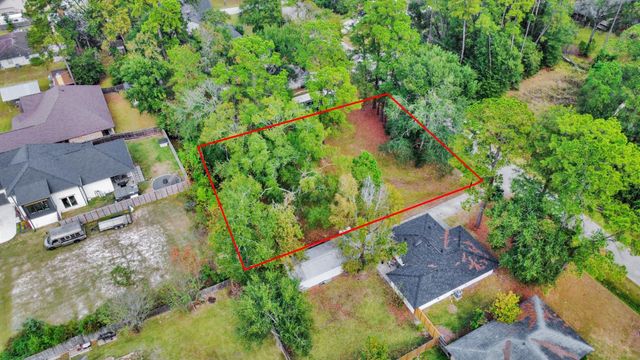 10615 Twin Oak Drive, Conroe, TX 77385