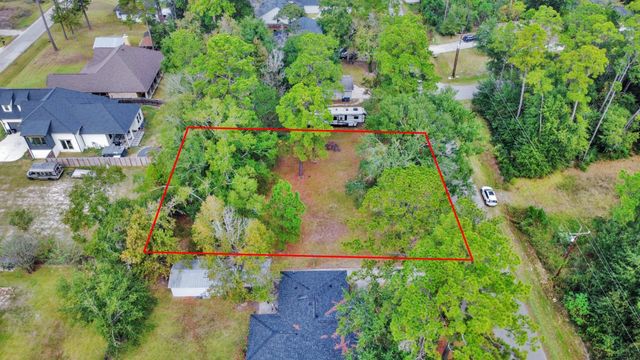 10615 Twin Oak Drive, Conroe, TX 77385