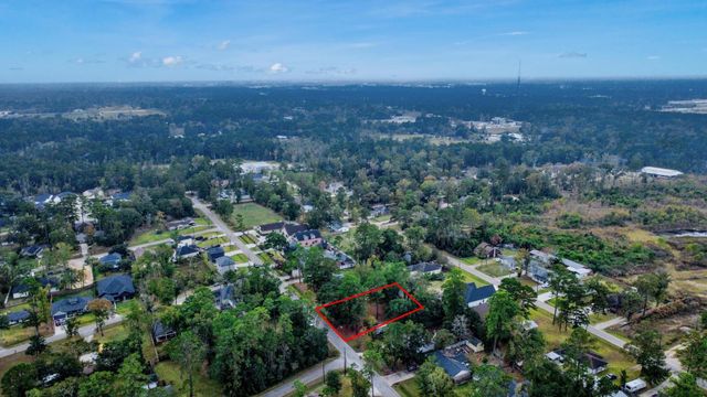 10615 Twin Oak Drive, Conroe, TX 77385