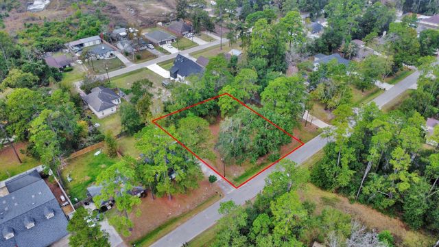 10615 Twin Oak Drive, Conroe, TX 77385