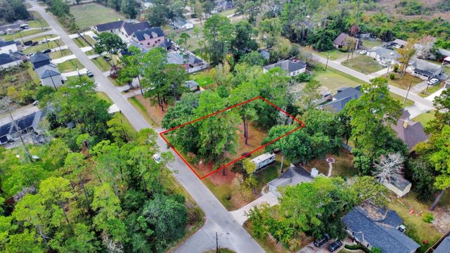 10615 Twin Oak Drive, Conroe, TX 77385