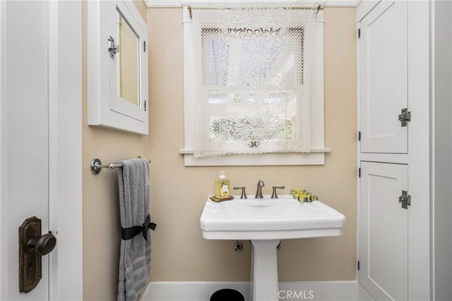 155 N Cleveland Street, Orange, CA 92866