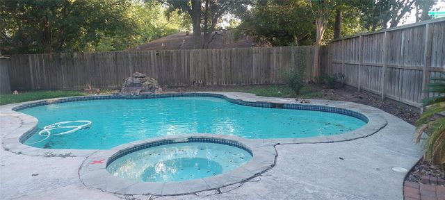 4629 Cedar Oaks Lane, Bellaire, TX 77401