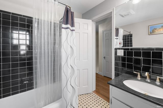 1107 S 9th Street, Lafayette, IN 47905