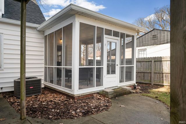 1107 S 9th Street, Lafayette, IN 47905