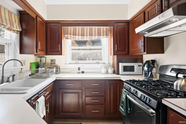 1107 S 9th Street, Lafayette, IN 47905