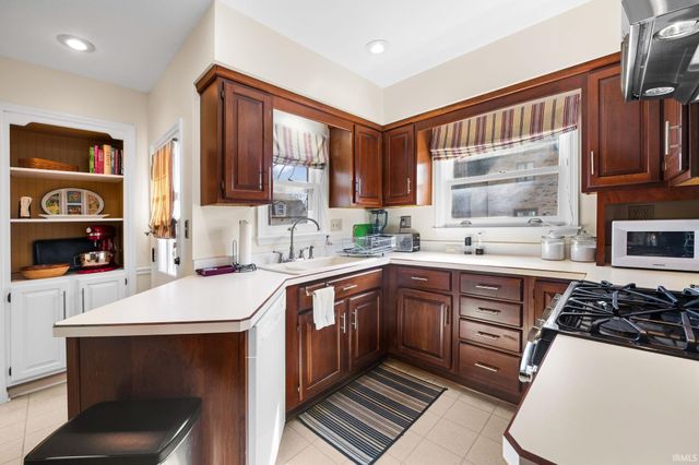 1107 S 9th Street, Lafayette, IN 47905