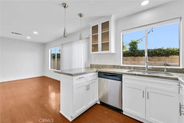 431 W Bay Street B, Costa Mesa, CA 92627