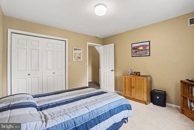 519 COLONIAL CRESCENT DR, Lititz, PA 17543