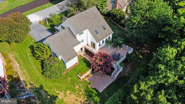519 COLONIAL CRESCENT DR, Lititz, PA 17543