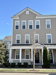 110 Burkitt Commons Ave, Nolensville, TN 37135
