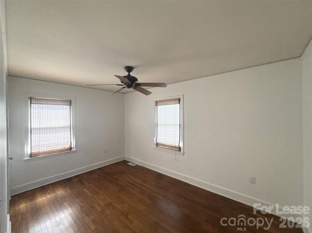 526 W Kingston Avenue, Charlotte, NC 28203