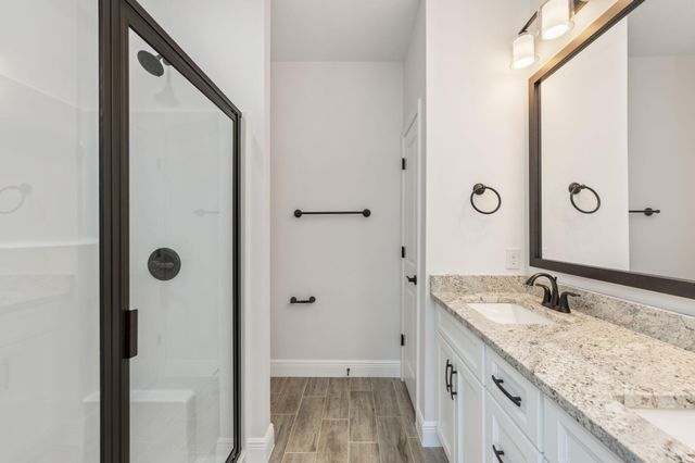 751 E Chestnut East Avenue, Crestview, FL 32536