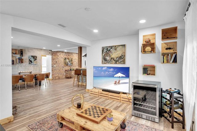 9000 NW 12th Ave, Miami, FL 33150