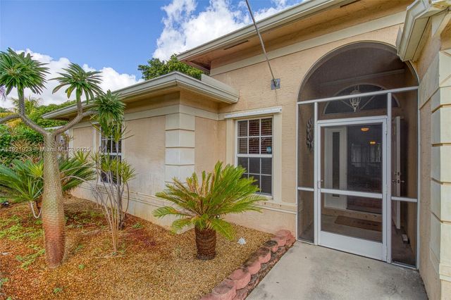 1383 NE 27th St, Pompano Beach, FL 33064