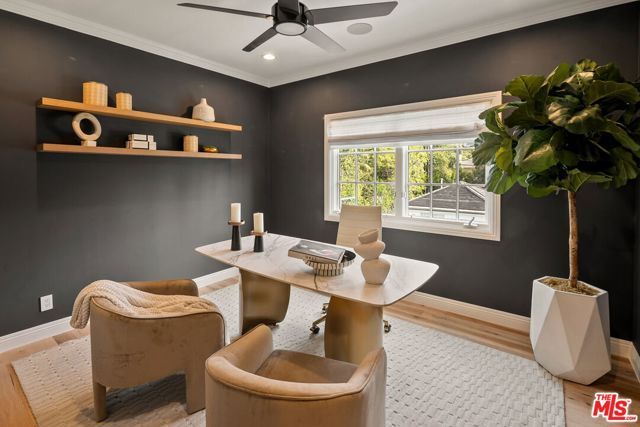 280 Homewood Road, Los Angeles, CA 90049