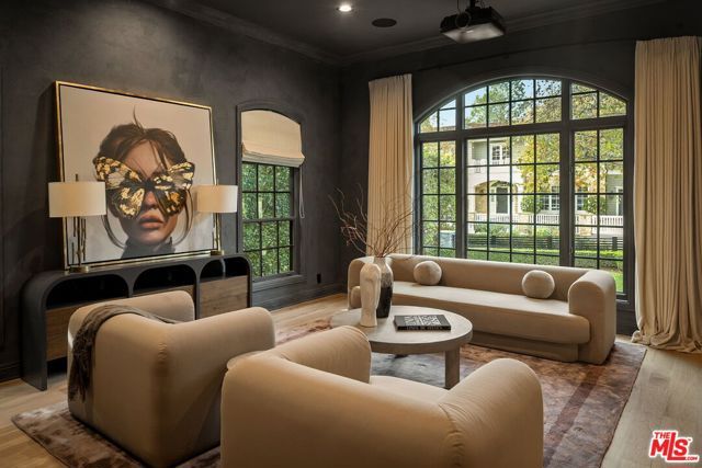 280 Homewood Road, Los Angeles, CA 90049