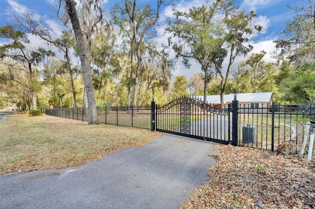 3635 SE 19TH AVENUE, Ocala, FL 34471