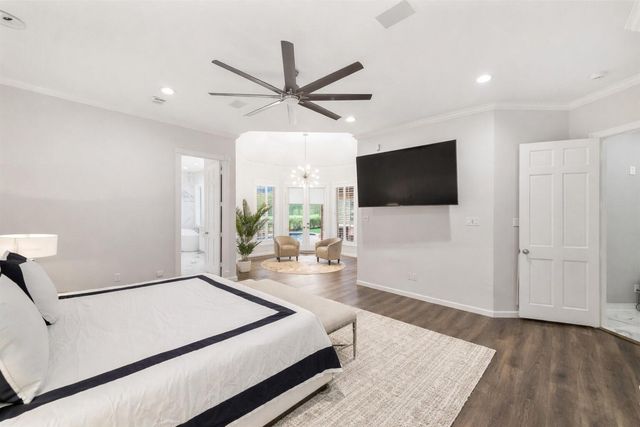 23 Glen Eagles Drive, Sugar Land, TX 77479